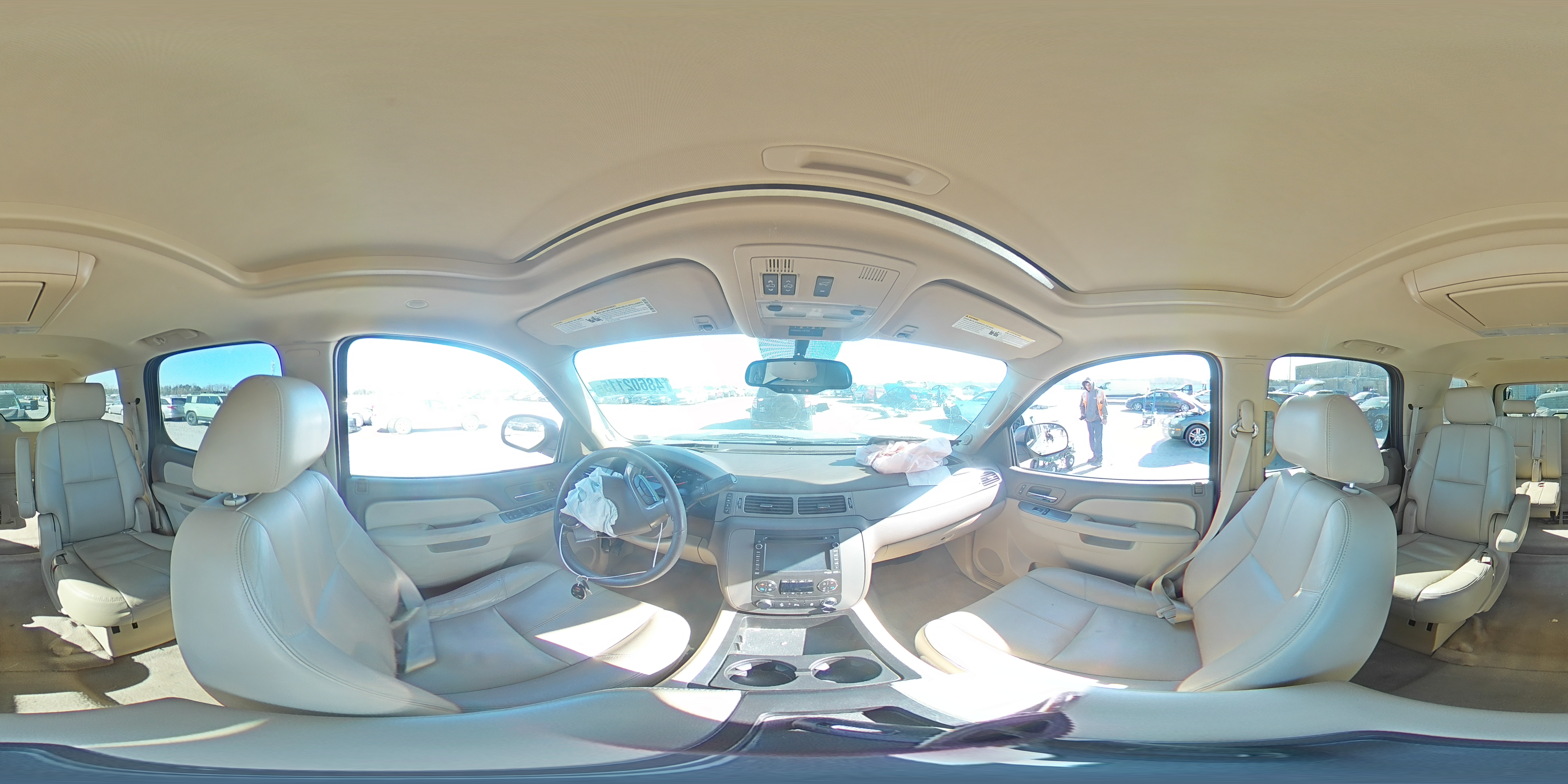 2013 Chevrolet Tahoe - Image 13