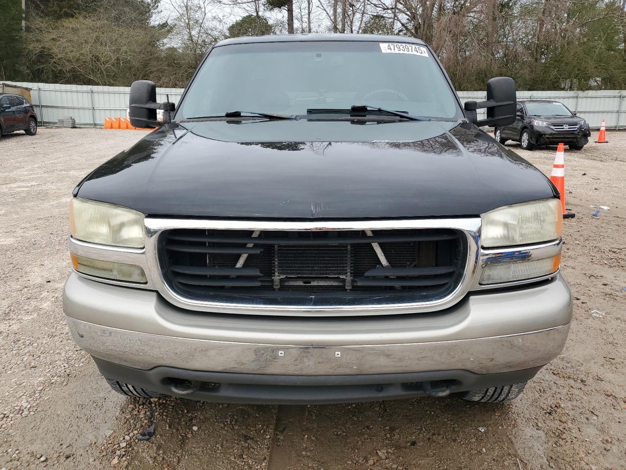 2002 GMC Sierra - Image 5
