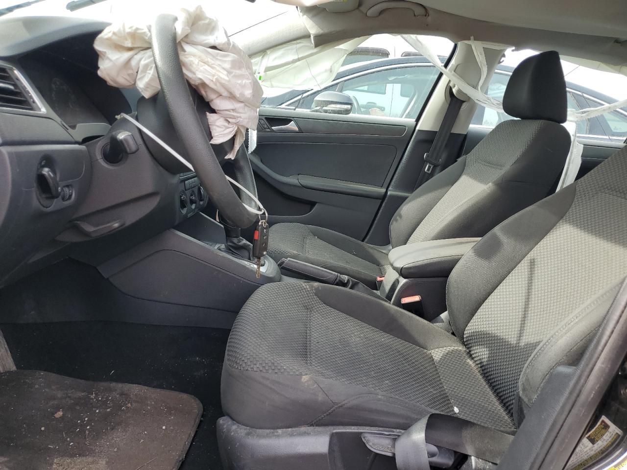 2014 Volkswagen Jetta - Image 7