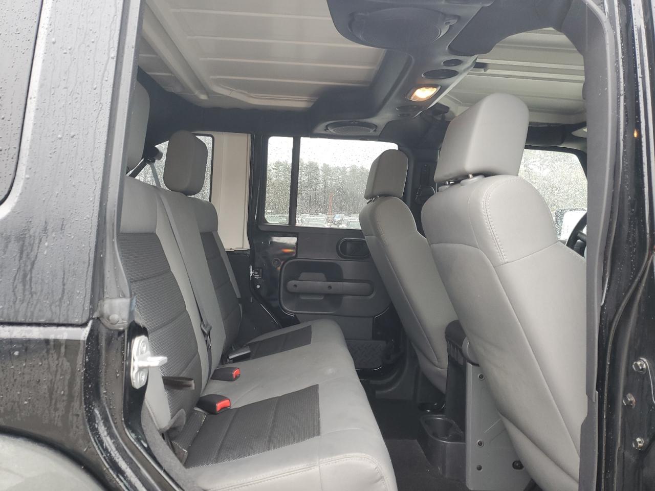 2008 Jeep Wrangler - Image 11