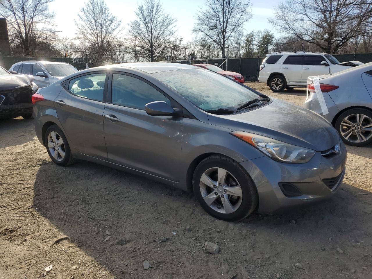 2013 Hyundai Elantra - Image 4