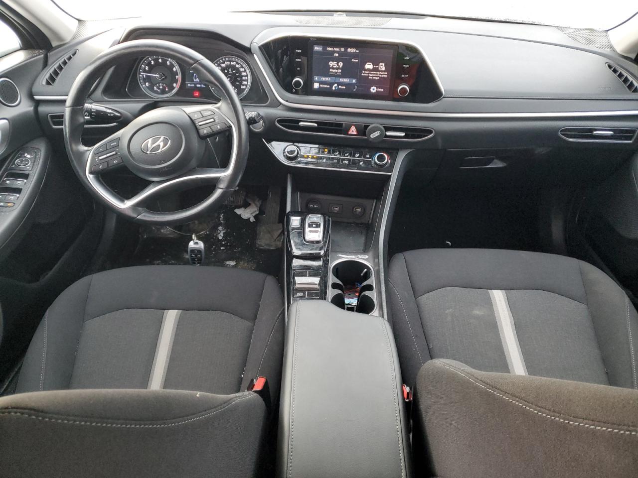 2022 Hyundai Sonata - Image 8
