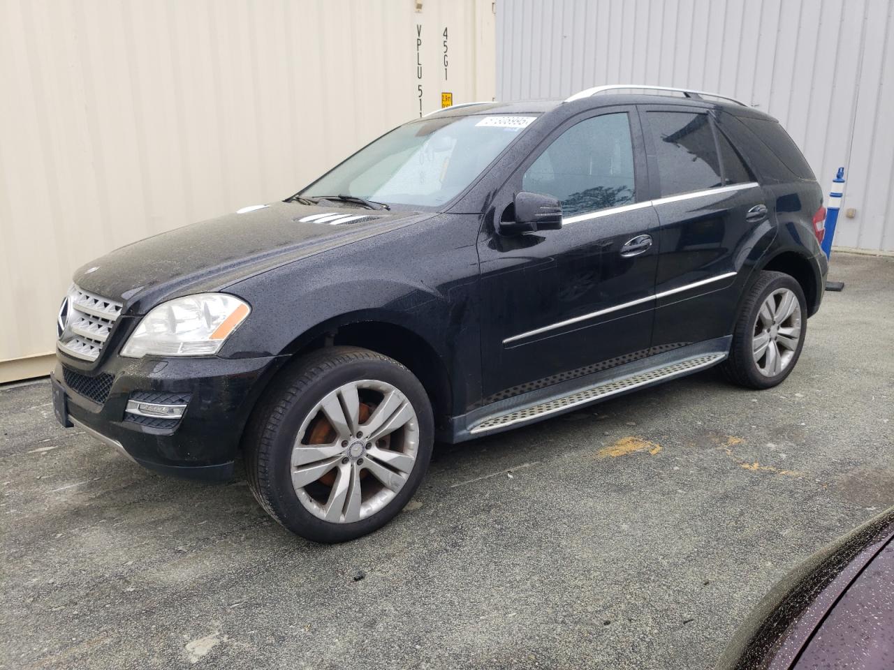 2011 Mercedes-Benz Ml 350 4Matic for Sale in Loganville, GA - Front End