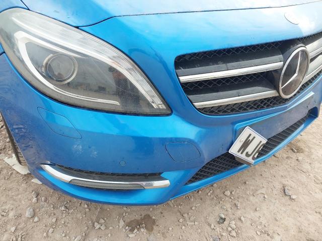 2013 MERCEDES BENZ B220 SPORT