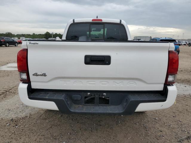  TOYOTA TACOMA 2018 Biały