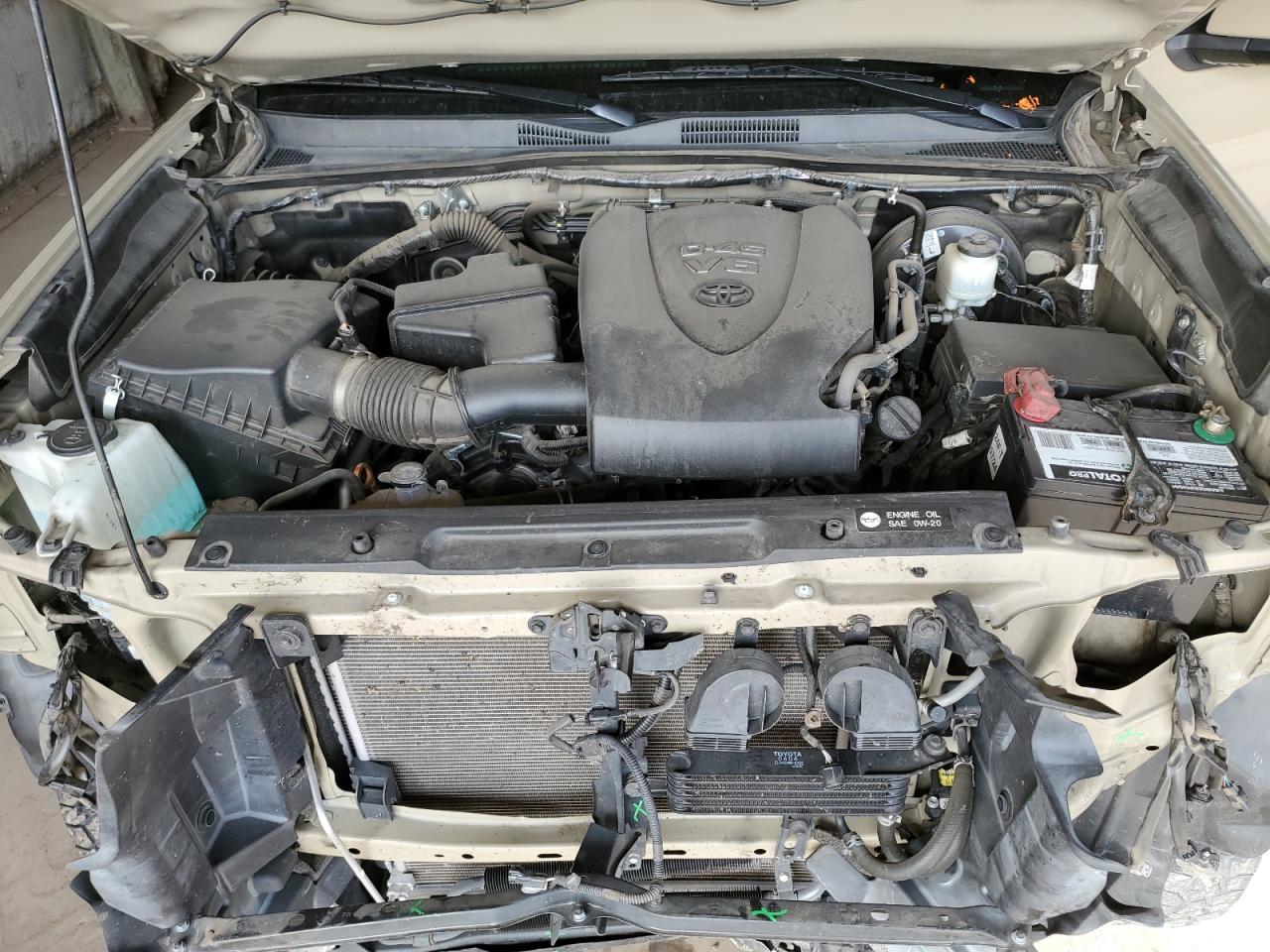 2019 Toyota Tacoma - Image 11