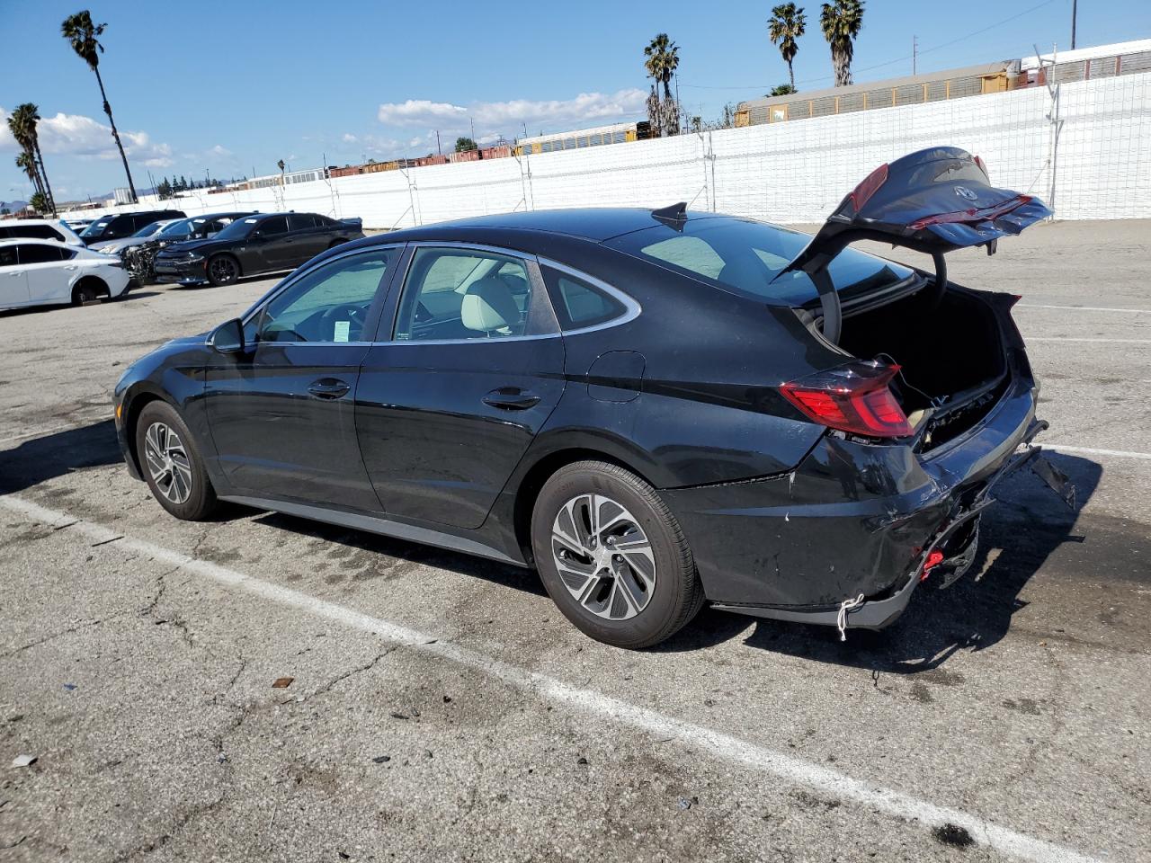 2023 Hyundai Sonata - Image 2