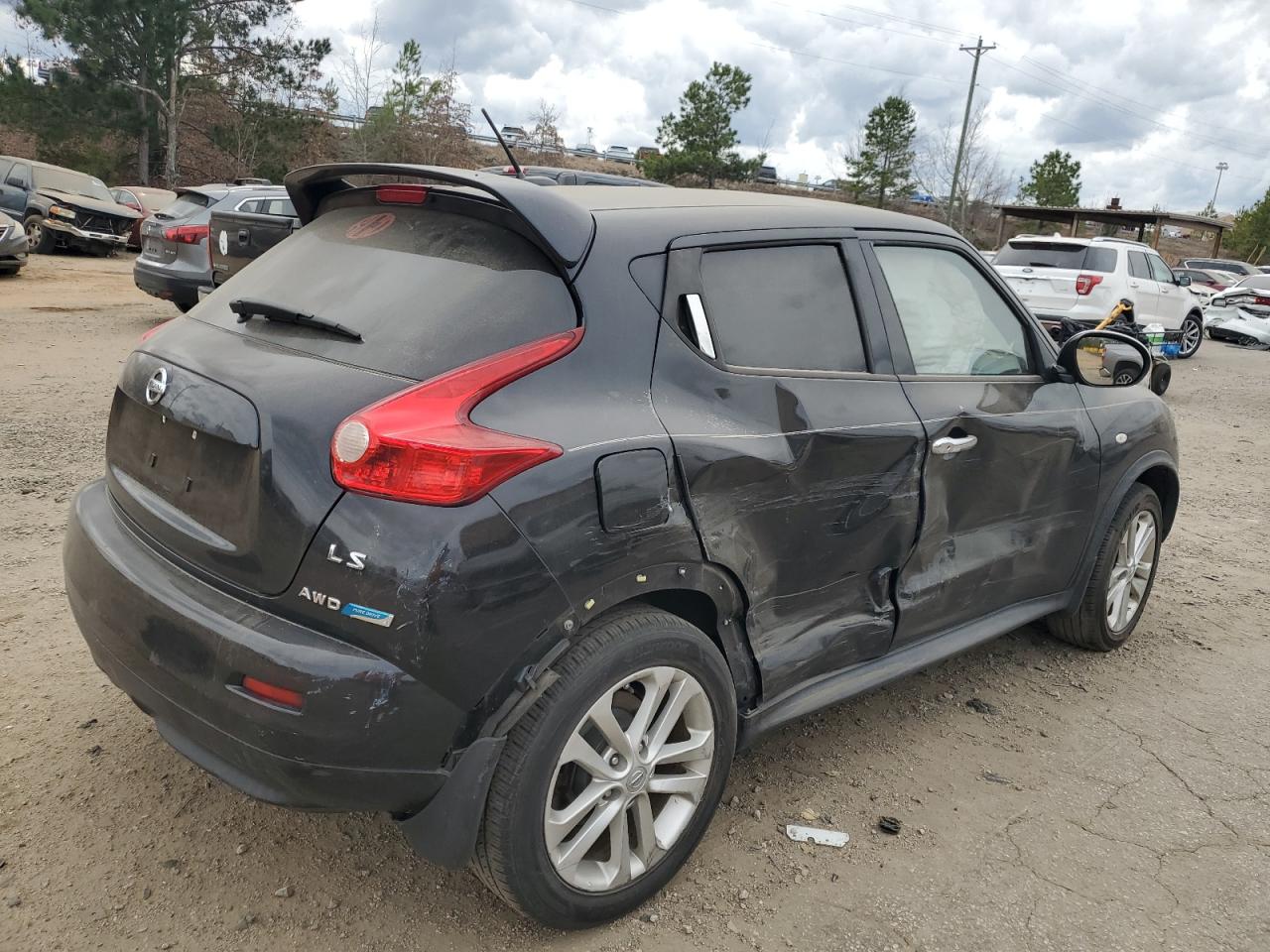 2014 Nissan Juke - Image 3
