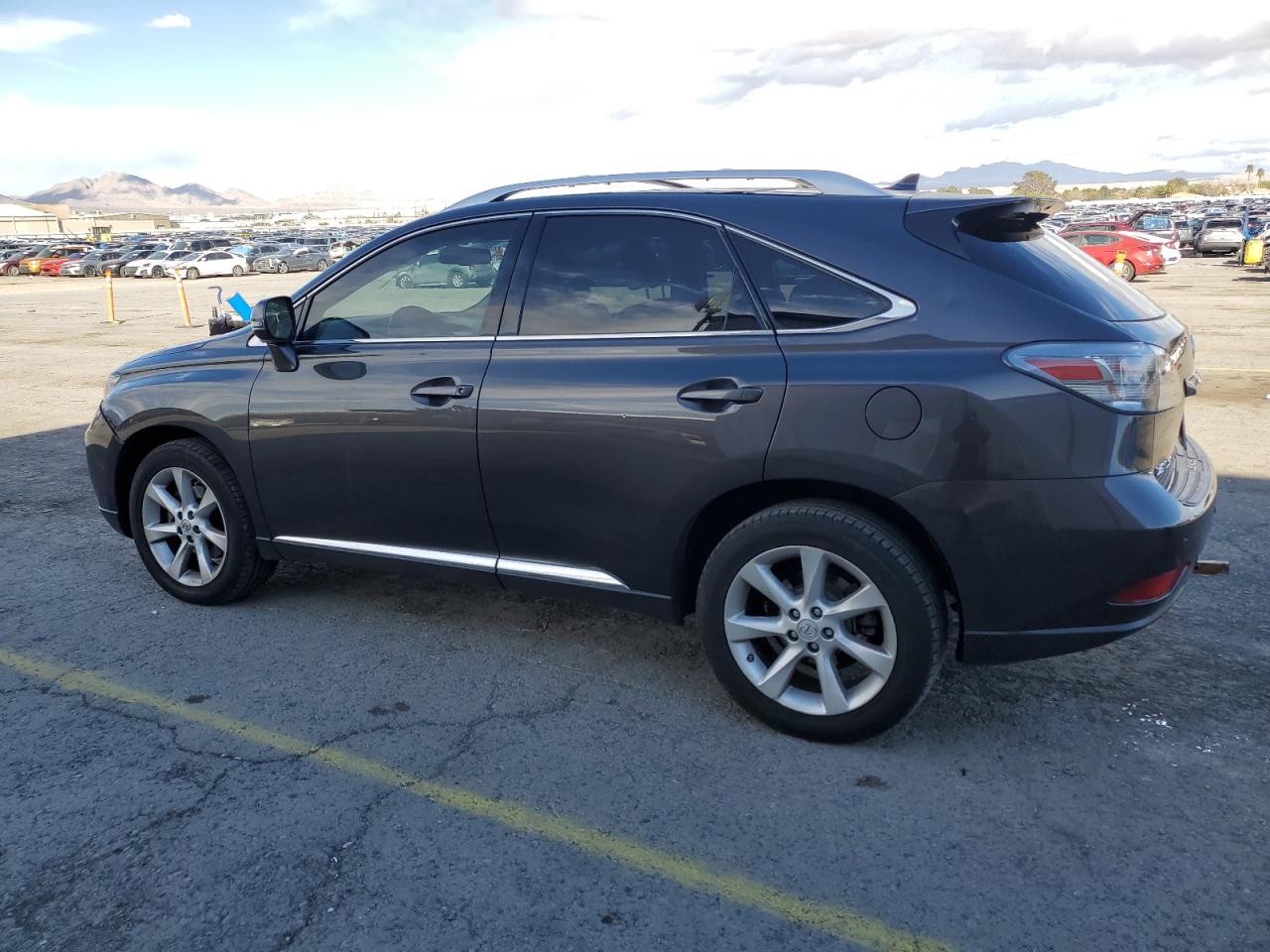 2010 Lexus RX - Image 2