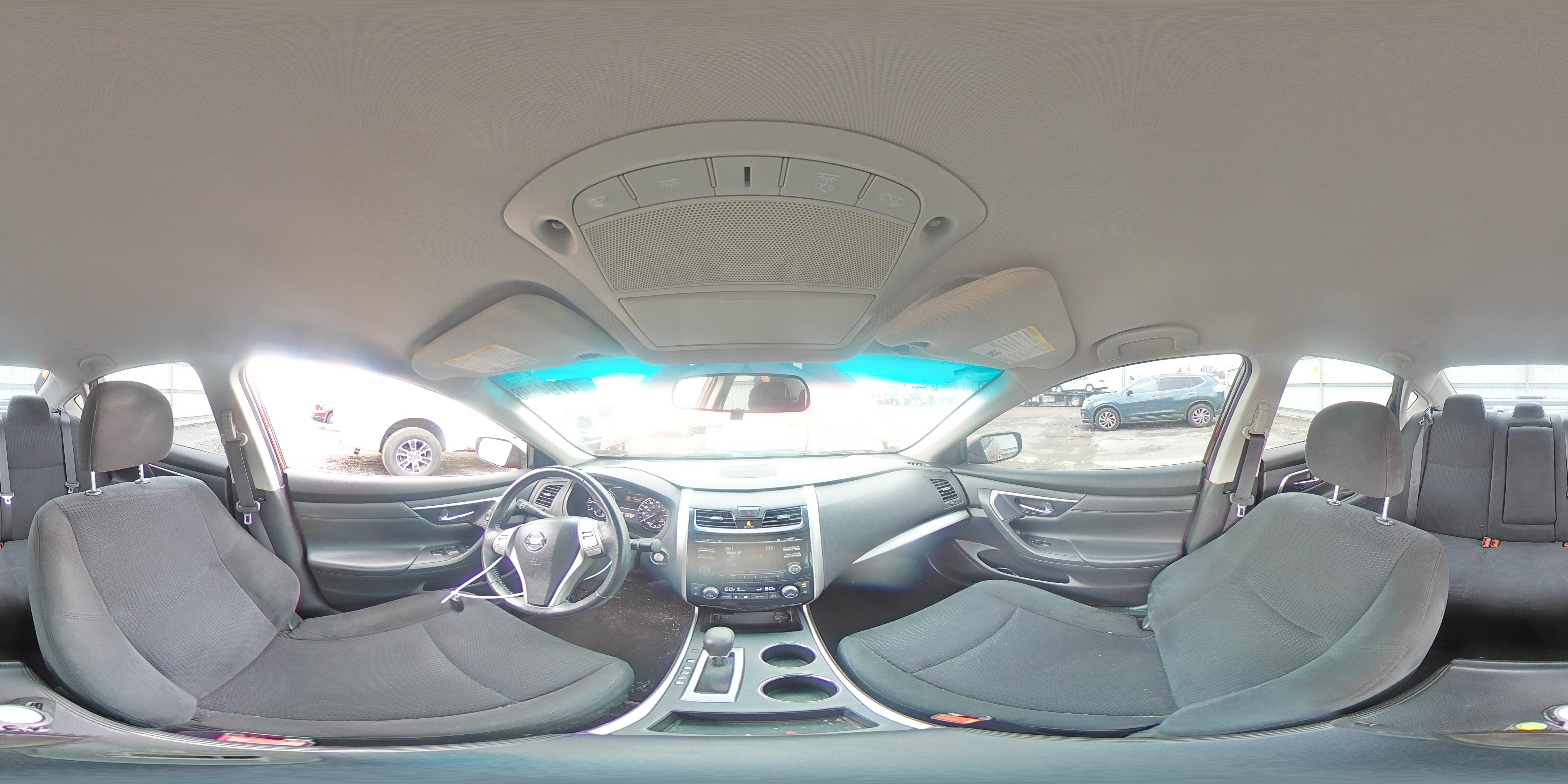 2015 Nissan Altima - Image 12
