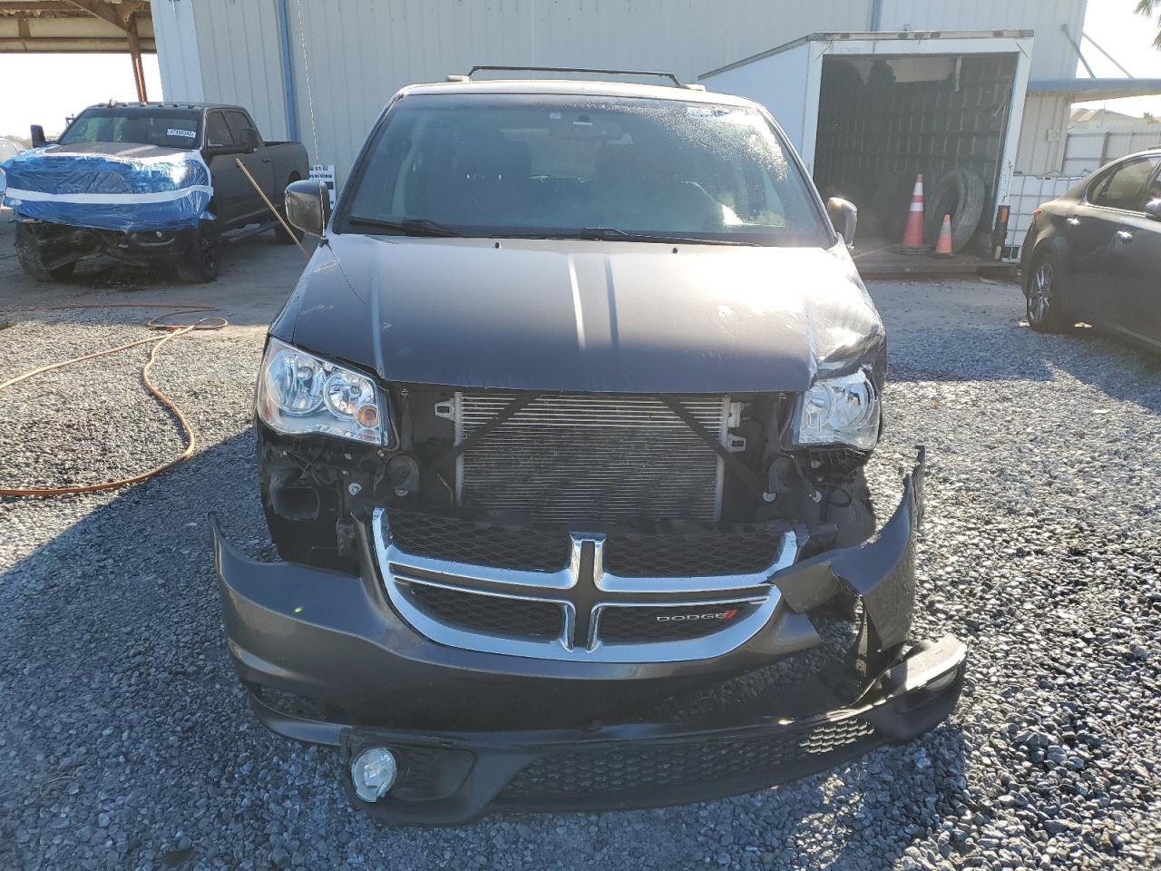 2017 Dodge Caravan - Image 5