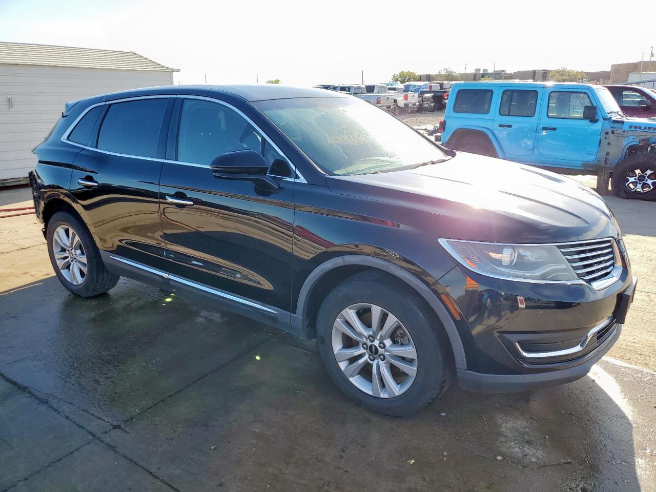 2018 Lincoln MKX - Image 4