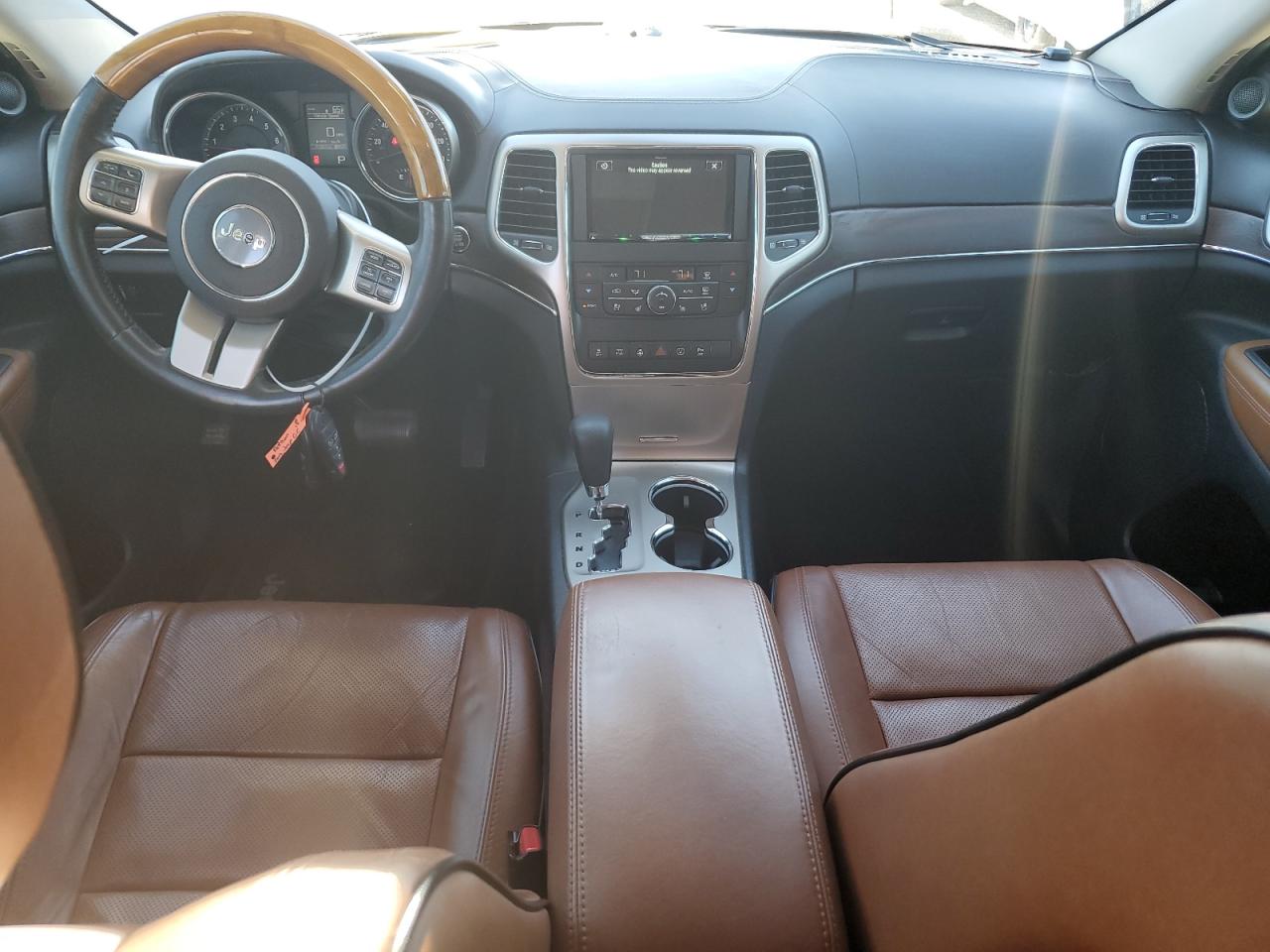 2013 Jeep Grand Cherokee - Image 8