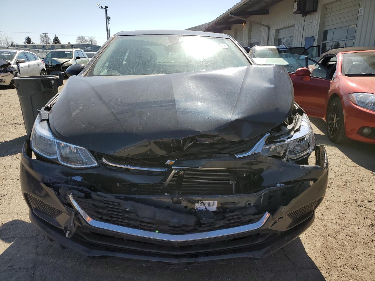 2016 Chevrolet Cruze - Image 5