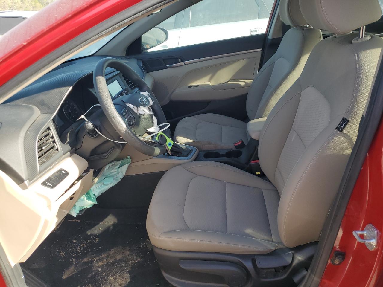 2019 Hyundai Elantra - Image 7