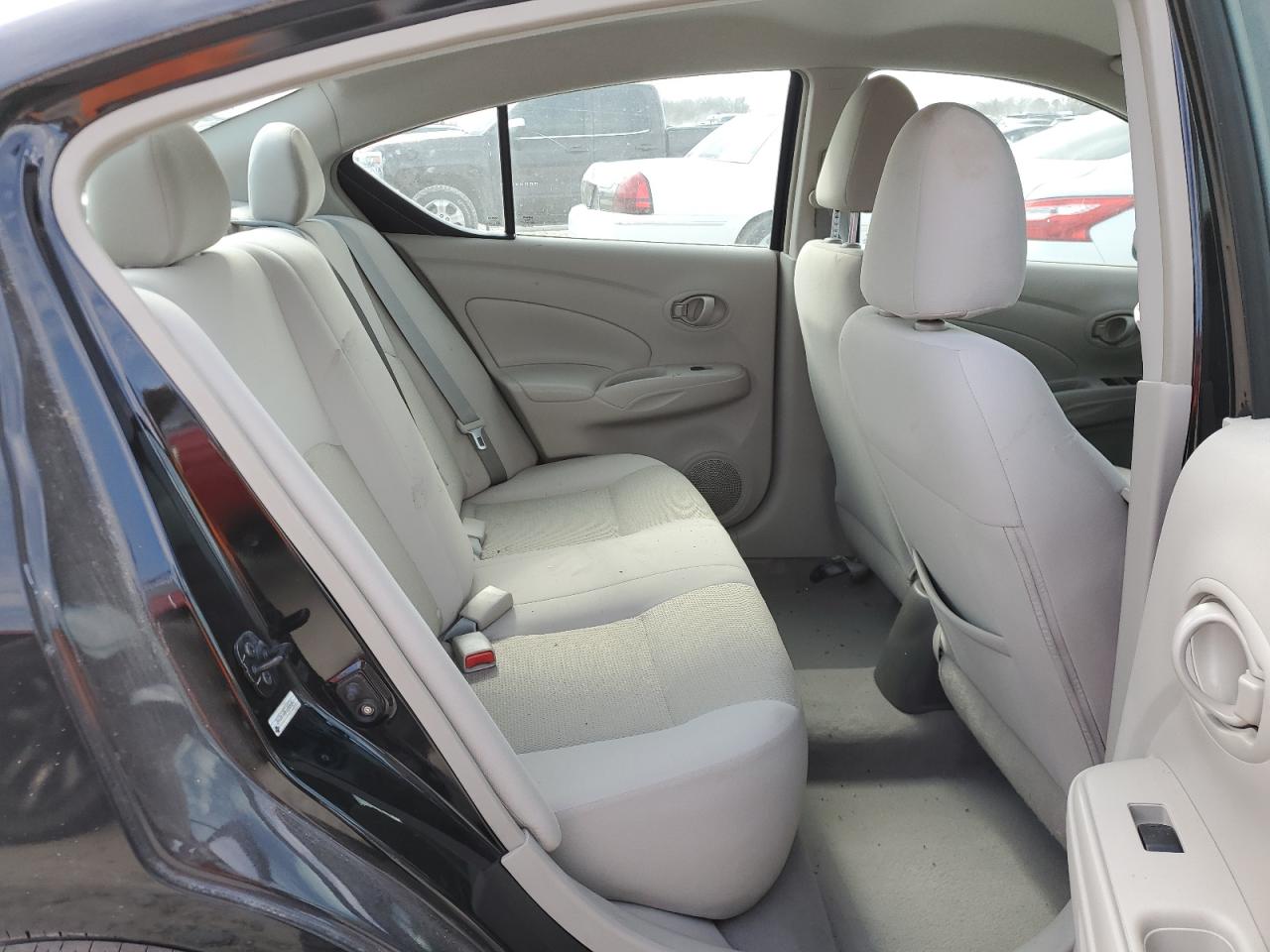 2012 Nissan Versa - Image 10