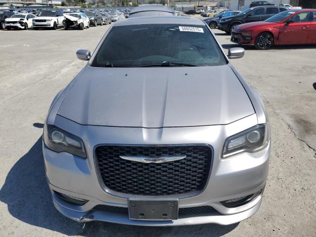  CHRYSLER 300 2017 Srebrny