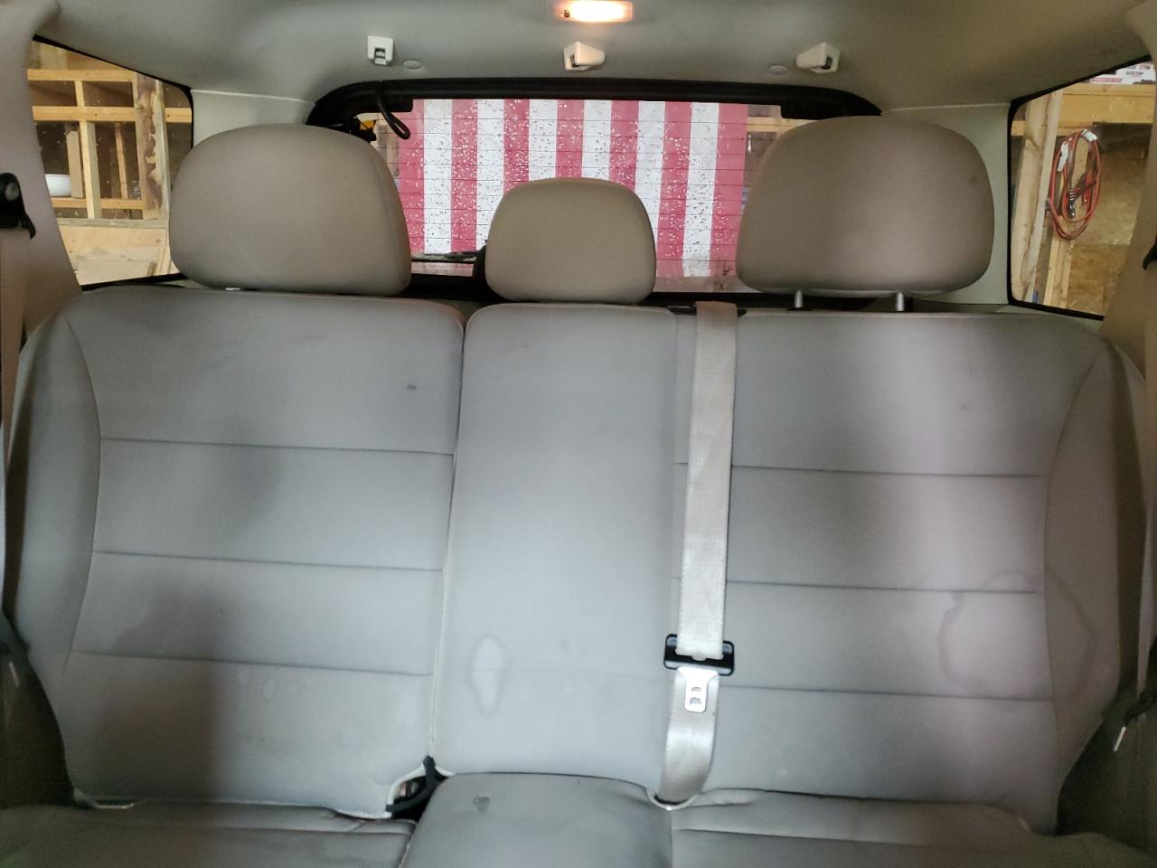 2010 Ford Escape - Image 10