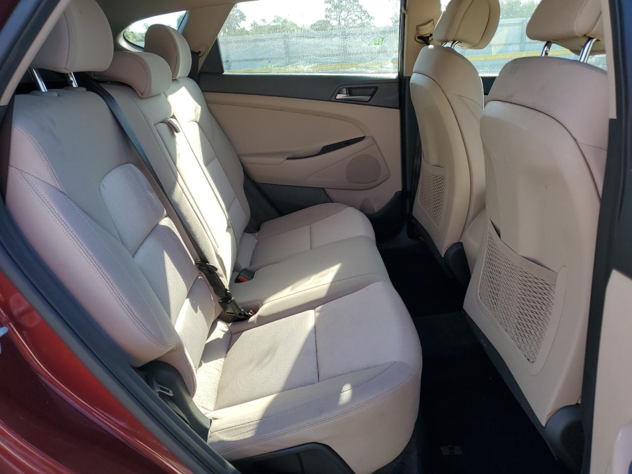 2017 Hyundai Tucson - Image 11