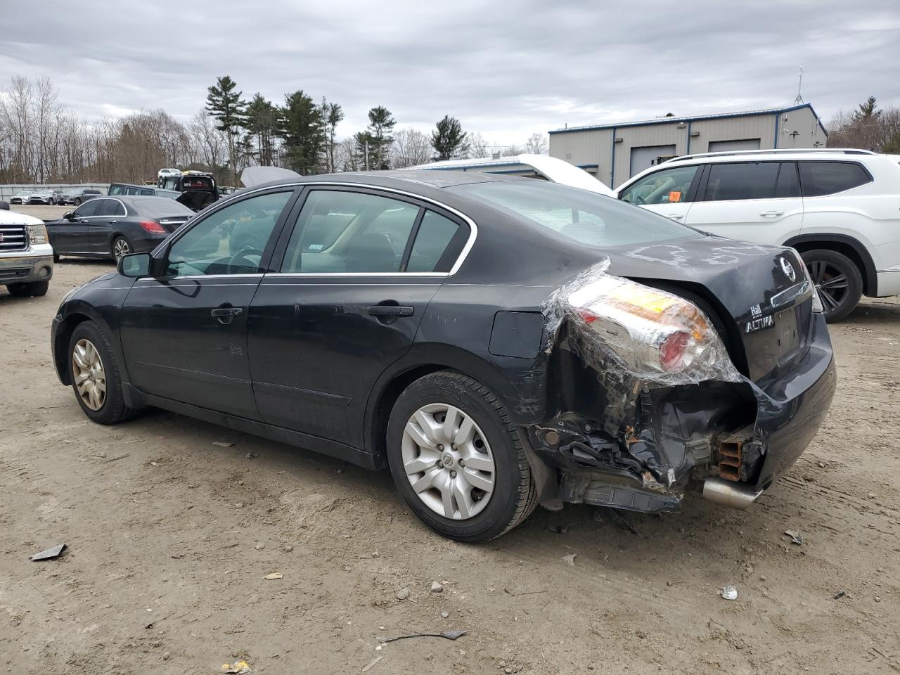 2009 Nissan Altima - Image 2