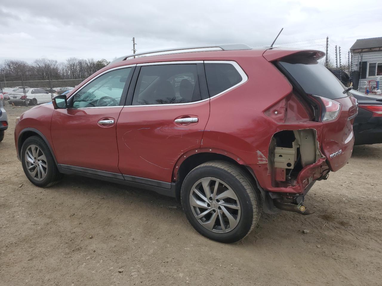 2014 Nissan Rogue - Image 2