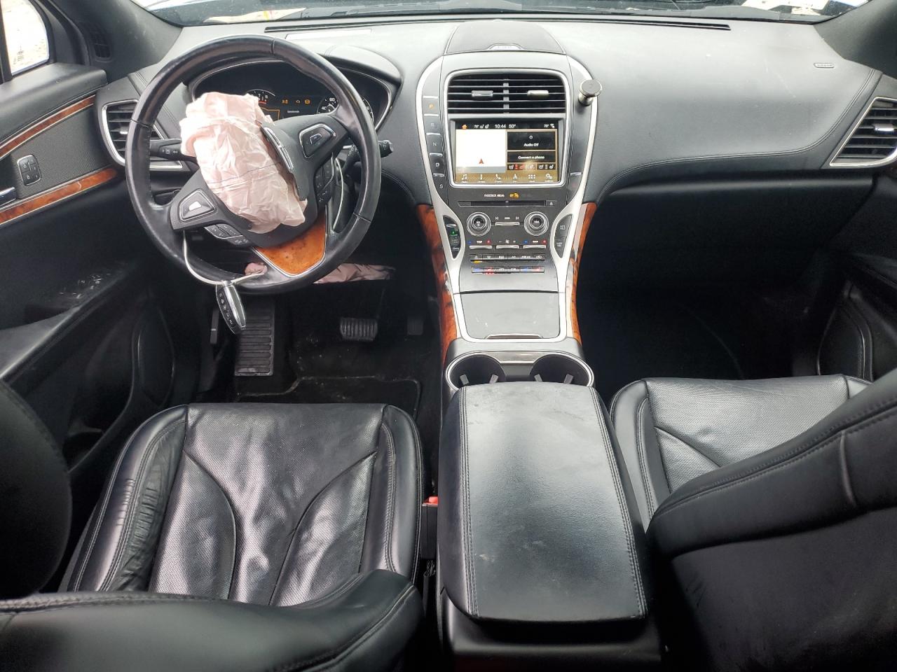 2018 Lincoln MKX - Image 8