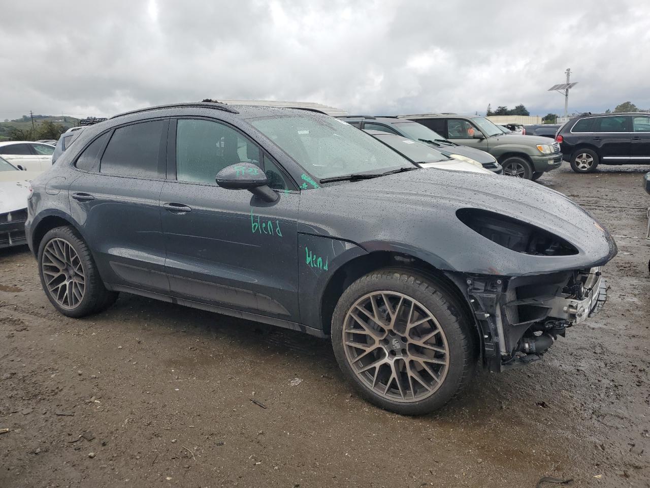 2019 Porsche Macan - Image 4