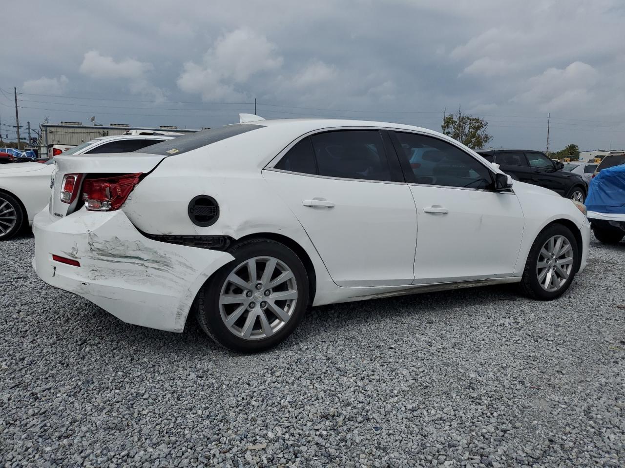 2015 Chevrolet Malibu - Image 3