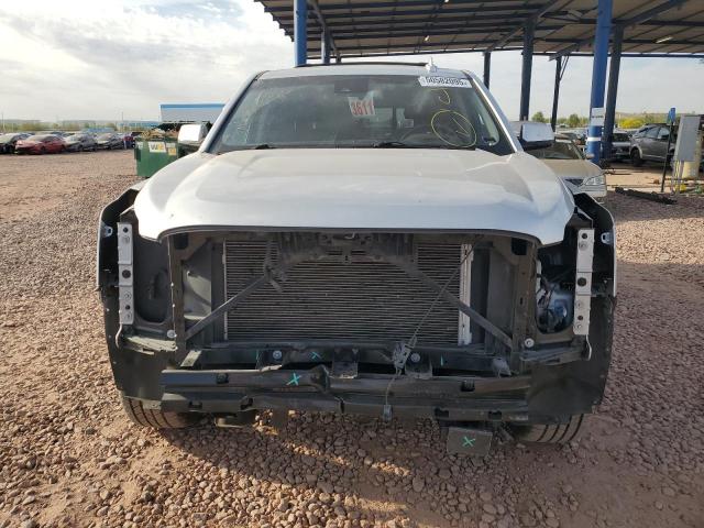 Parquets GMC YUKON 2017 Silver