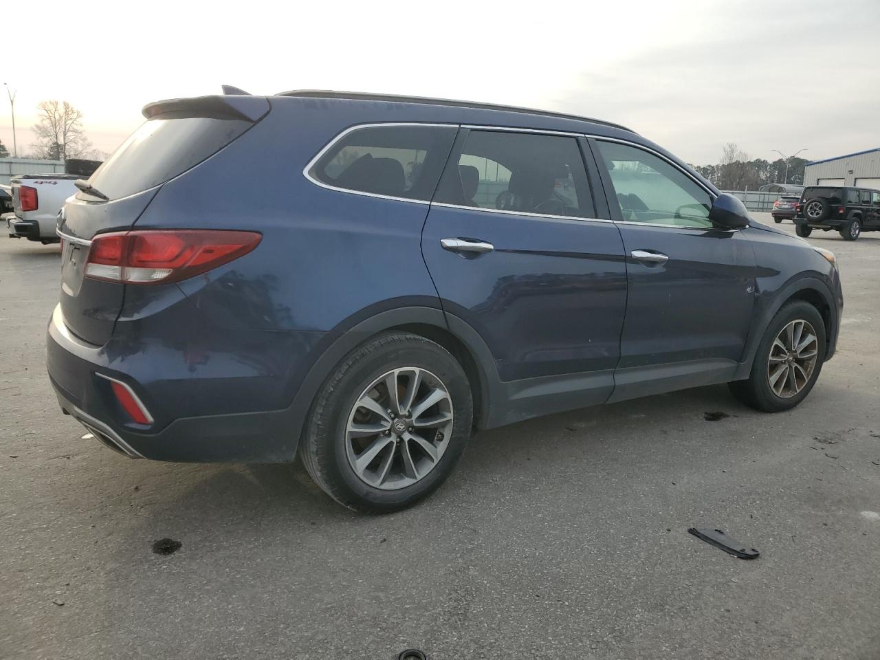 2017 Hyundai Santa Fe - Image 3