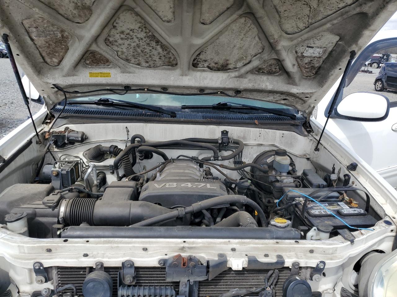 2003 Toyota Sequoia - Image 12