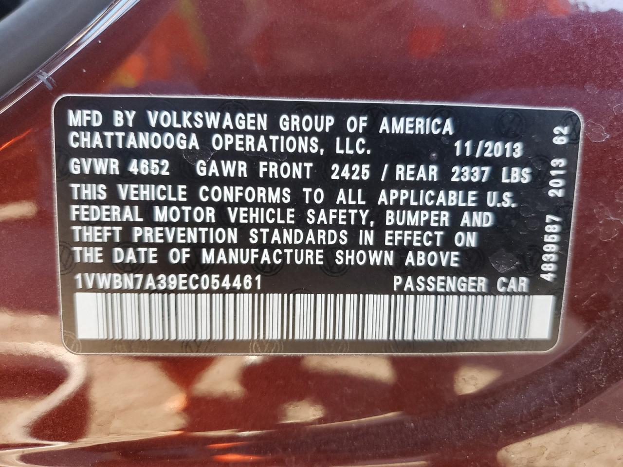 2014 Volkswagen Passat - Image 12