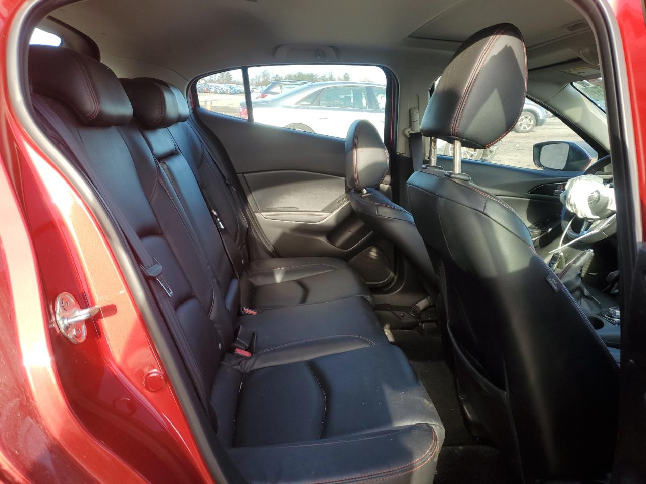 2014 Mazda 3 - Image 10