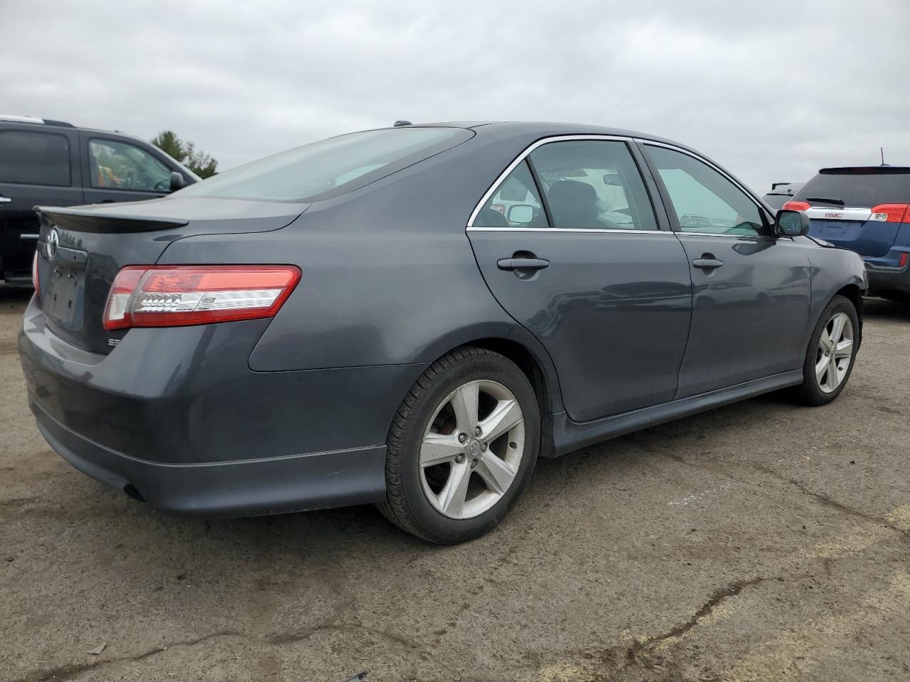 2011 Toyota Camry - Image 3