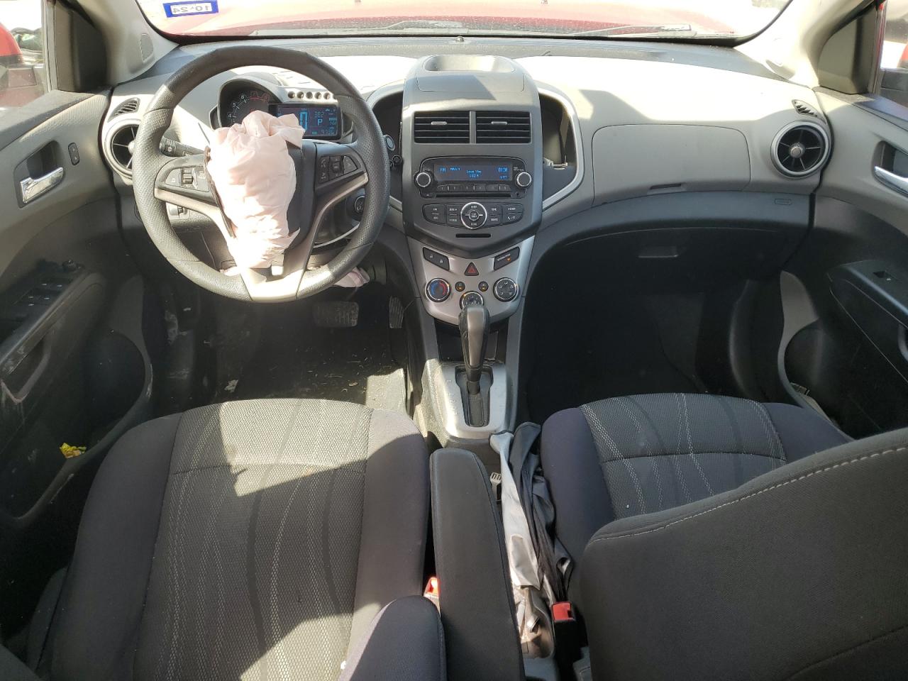 2015 Chevrolet Sonic - Image 8