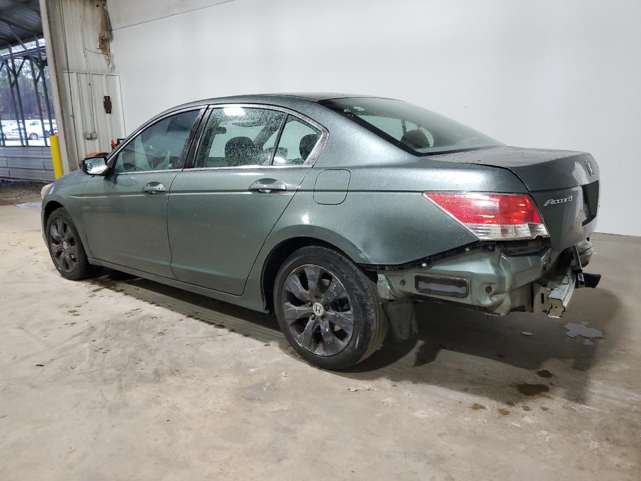 2010 Honda Accord - Image 2