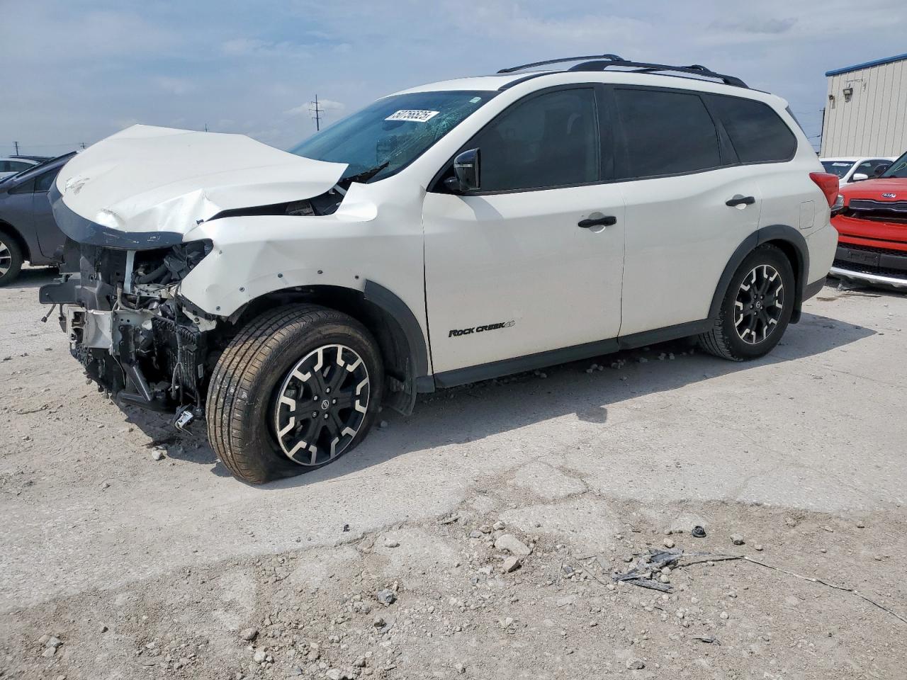 2020 Nissan Pathfinder Sl for Sale in Haslet, TX - Front End