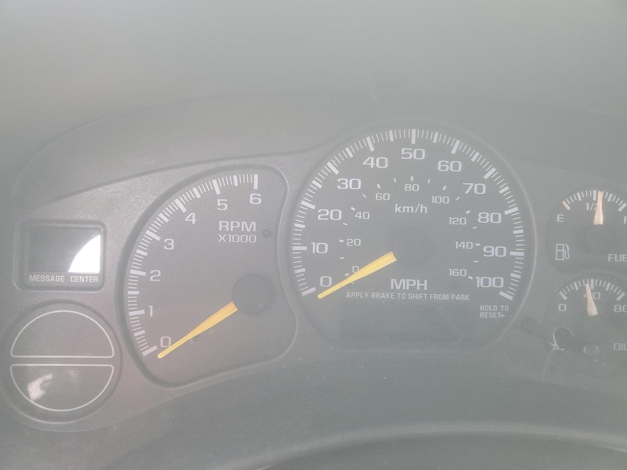 2000 Chevrolet Silverado - Image 9