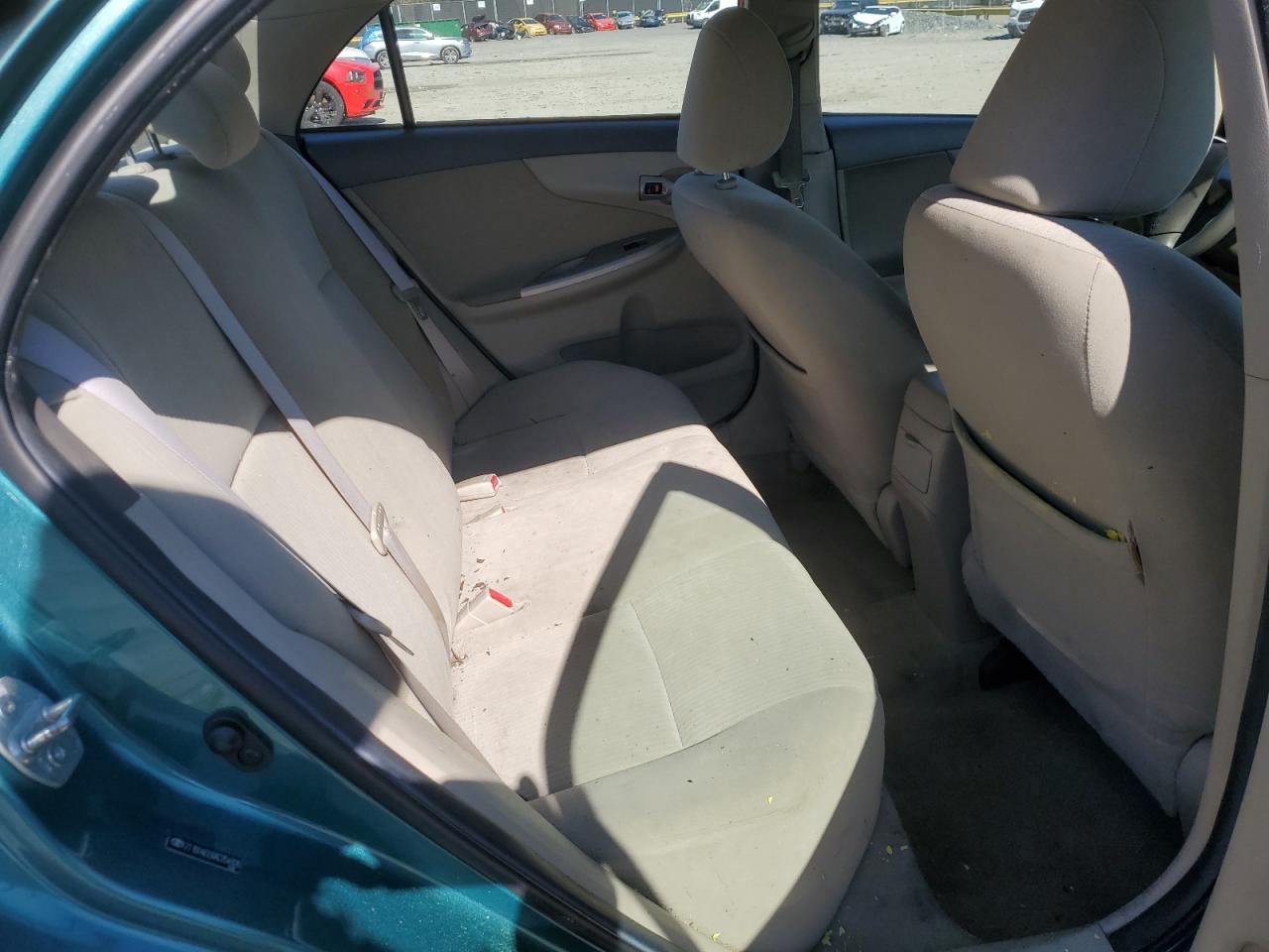 2010 Toyota Corolla - Image 11