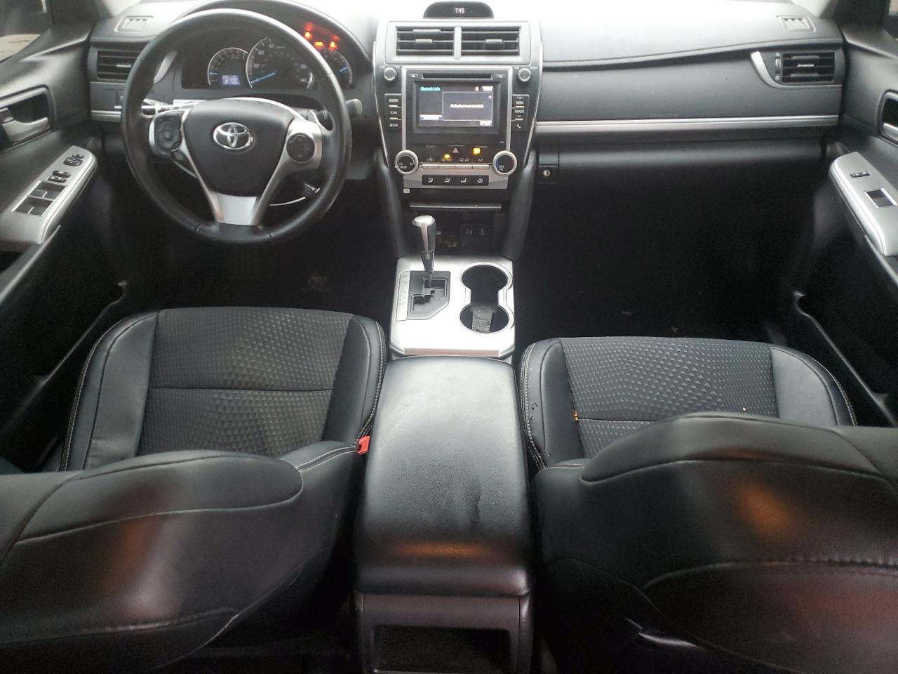 2014 Toyota Camry - Image 8