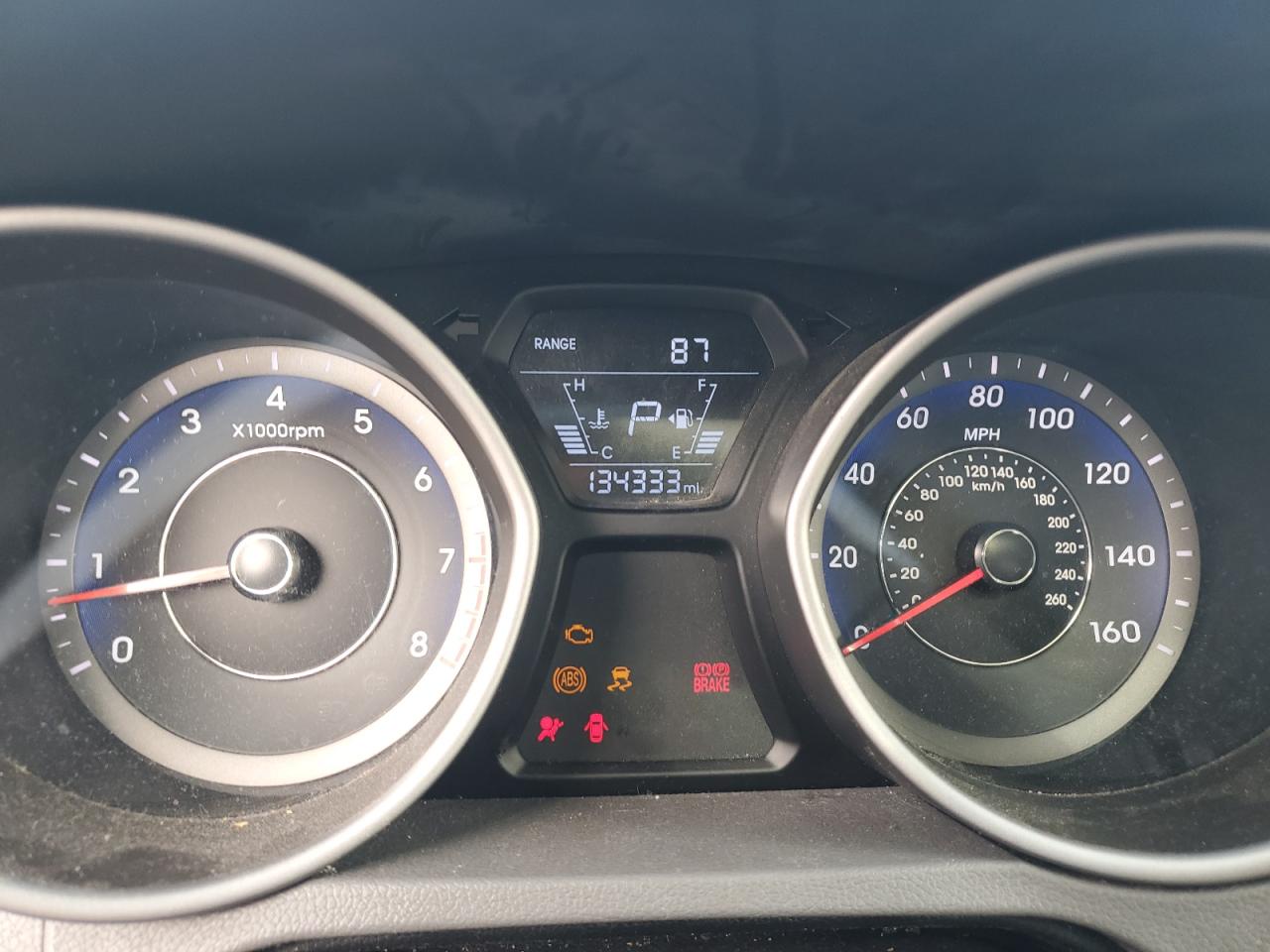 2014 Hyundai Elantra - Image 9