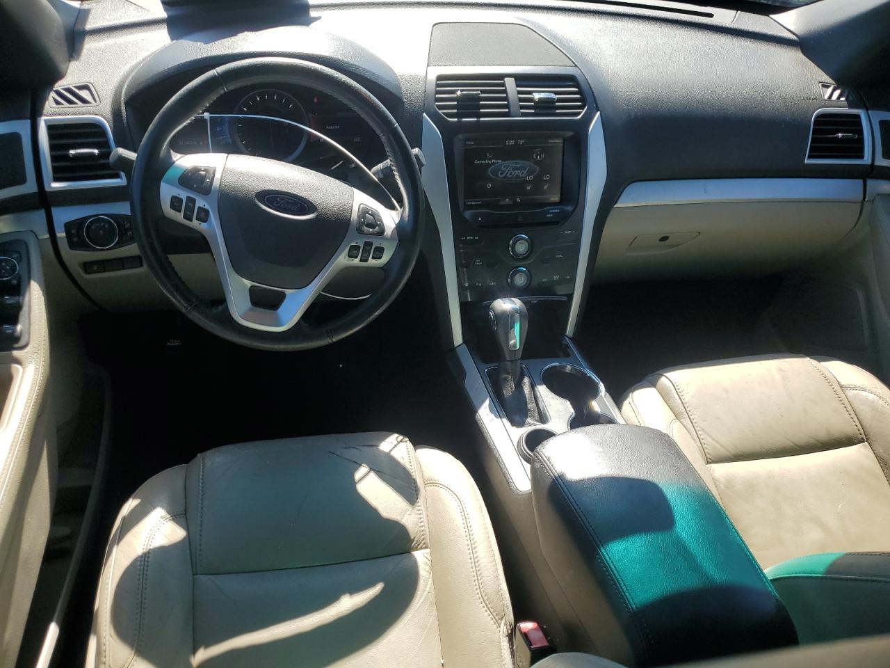 2015 Ford Explorer - Image 8