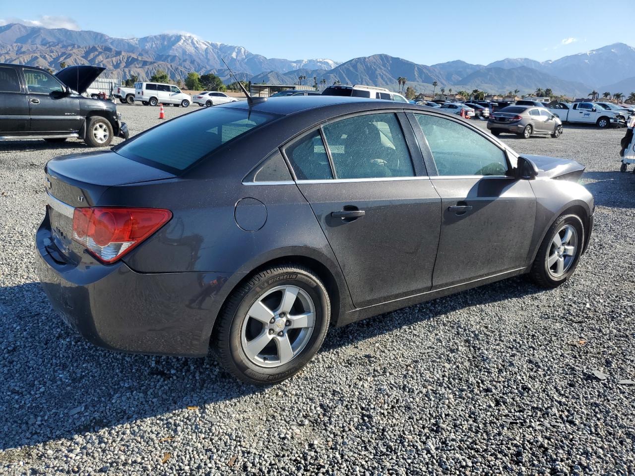 2014 Chevrolet Cruze - Image 3