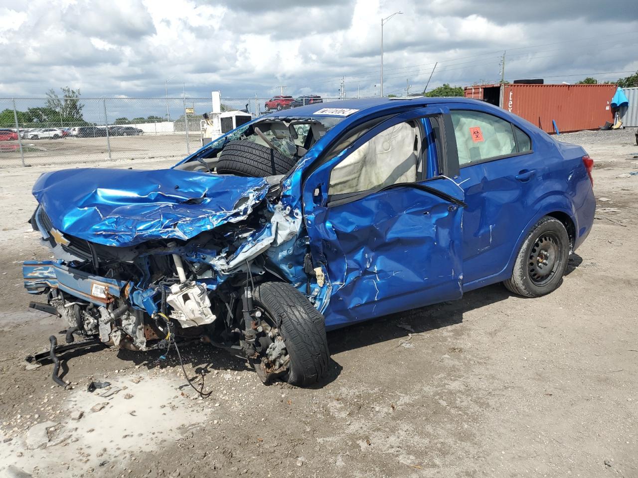 2017 Chevrolet Sonic Ls de vânzare în Homestead, FL - All Over