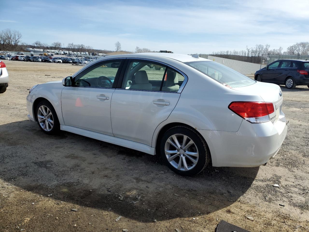 2014 Subaru Legacy - Image 2