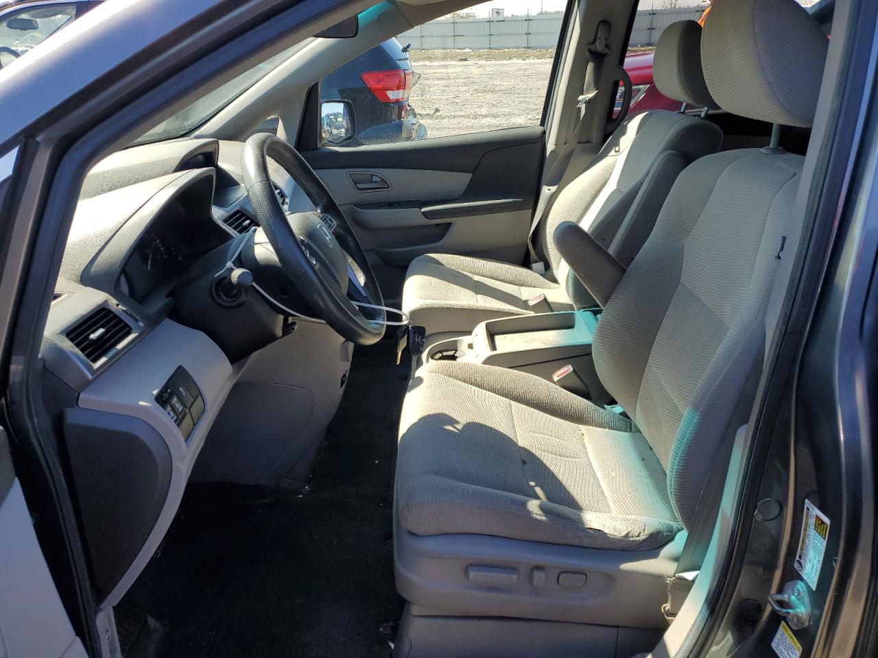 2011 Honda Odyssey - Image 7