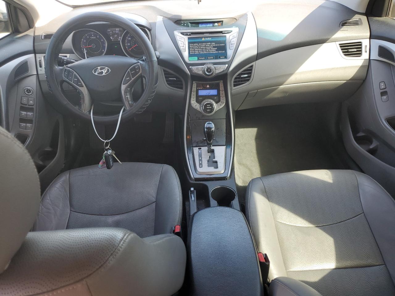 2013 Hyundai Elantra - Image 8