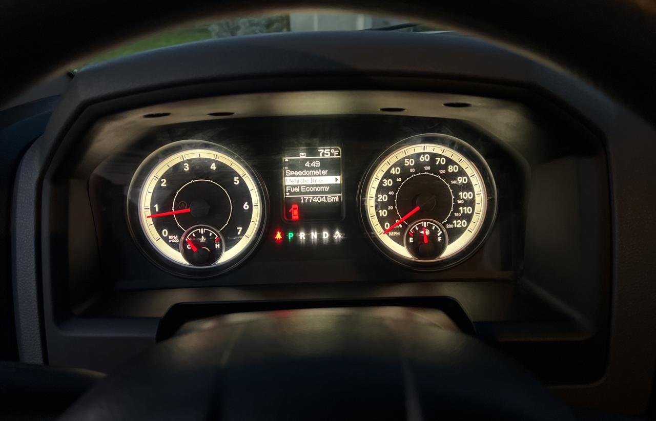 2014 RAM 1500 - Image 8