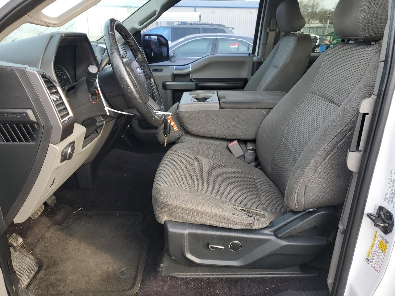2015 Ford F-150 - Image 7