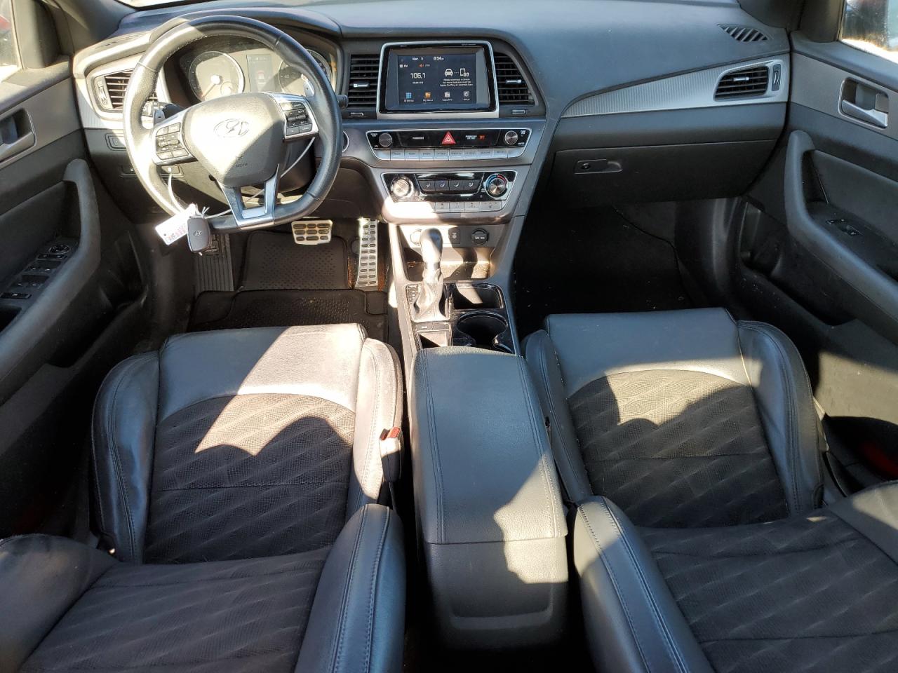 2018 Hyundai Sonata - Image 8